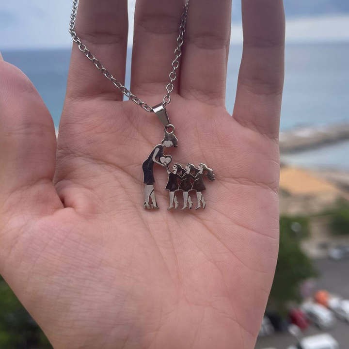 Necklace : ForeverTie Armband Dames - Symbool van Eeuwige Liefde - RVS in Moeder en 3 Dochters van Pantino