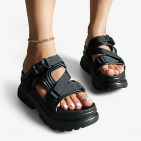 Sandals : Sandalen met Dikke Zolen - Comfortabel en Duurzaam - Zwart in van Pantino