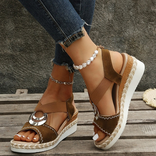 Orthopedic Sandals : Orthopedische Sandalen Dames Goud - Comfortabele Zomer Sandalen met Voetboogondersteuning in Donkerbruin van Pantino