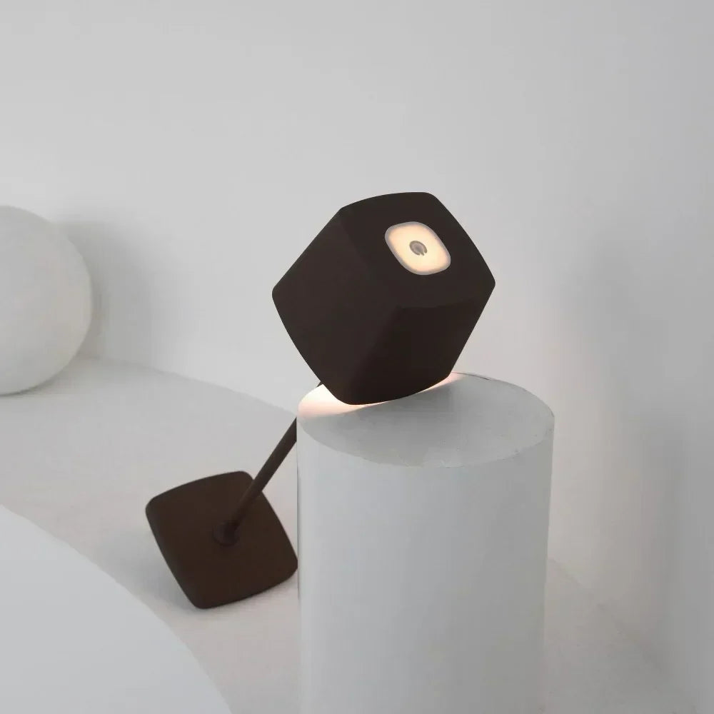 gadgets : Draadloze Tafellamp - Bruin in van Pantino