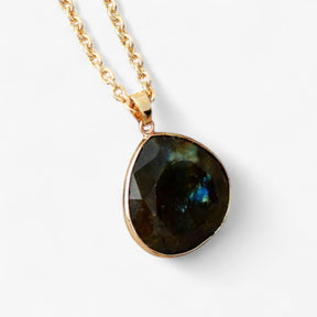 Necklace : Natuurlijke Labradoriet Gouden in van Pantino