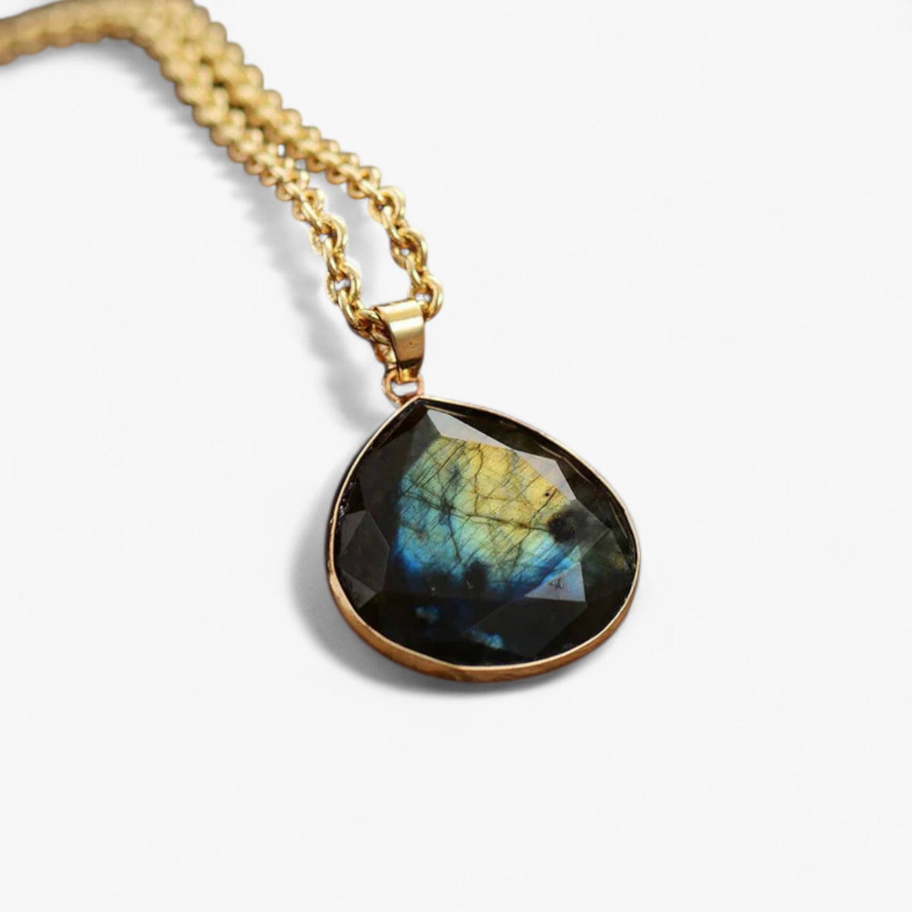 Necklace : Natuurlijke Labradoriet Gouden in van Pantino