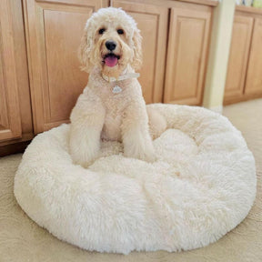pets : FluffyBed Donutbed Pluche – Rond Hondenkussen – Wasbaar in Parelwit van Pantino