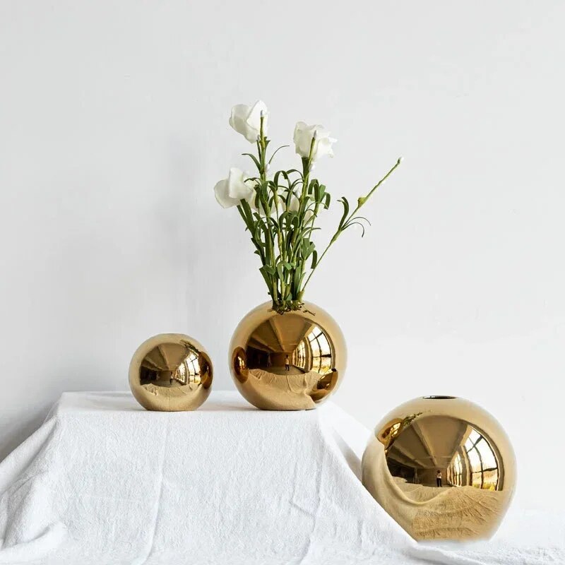 home & garden : Gouden Keramische Bloemenvaas - Luxe Decoratieve Woonkamer - Keramiek in van Pantino