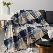 home & garden : Cosy Kwastjesdeken - Beige Blauw in Wit Blauw van Pantino