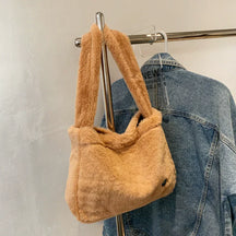bags : Pluche Dambord Draagtas Zwart - Grappig Speelgoed Cadeau - Pluche in Khaki van Pantino