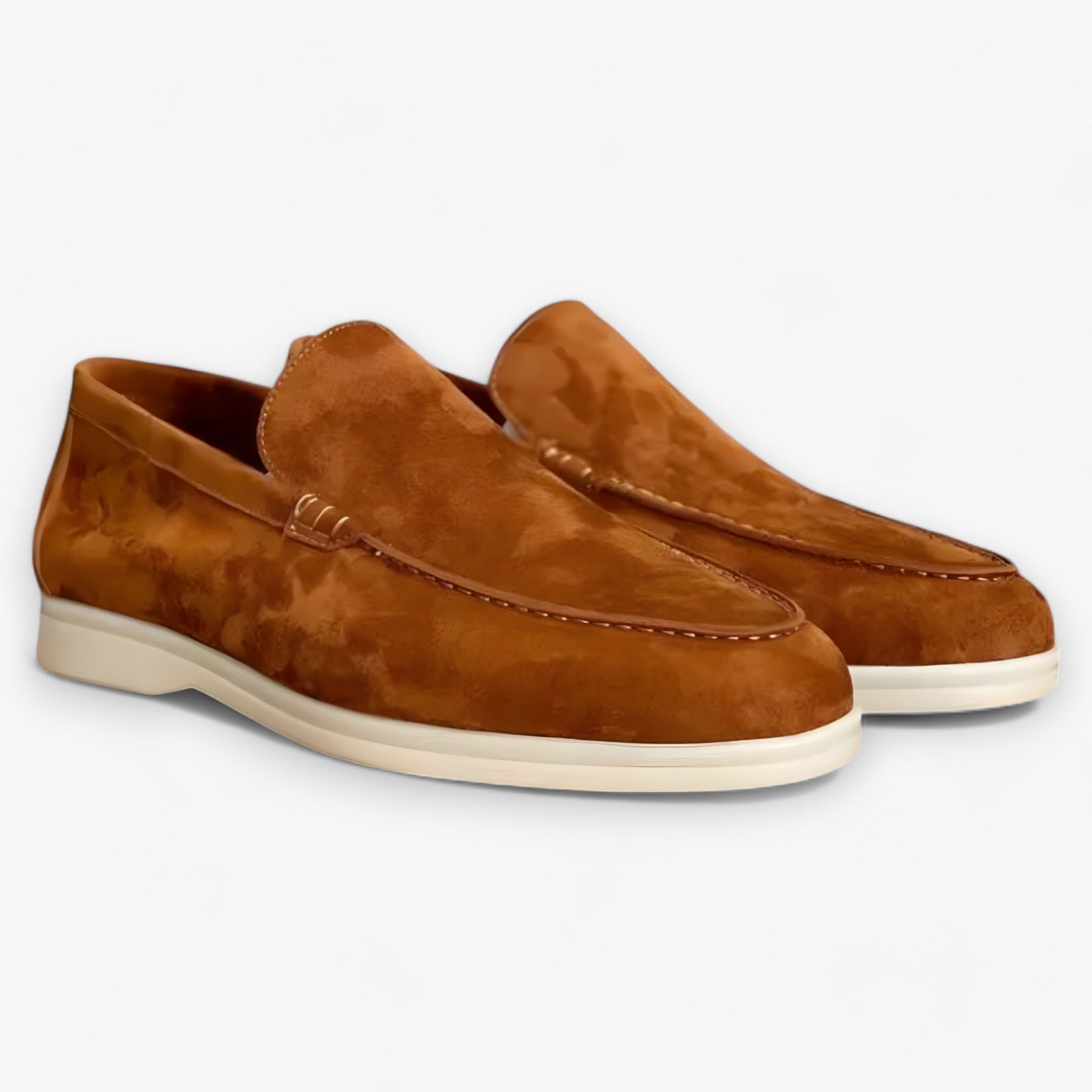 Loafers : Suède Instappers - Luxe en Comfort voor Elke Gelegenheid - Grijs in Karamel van Pantino