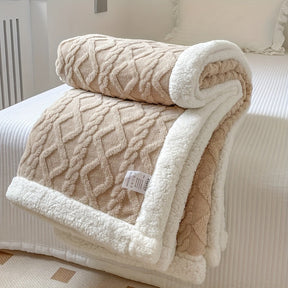 home & garden : ComfortCover - Comfort Deken - Grijs in Beige van Pantino