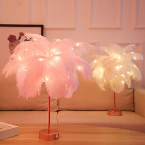home & garden : Ostrich Nachtlampje - Excentrieke Lamp met Veren & Rosegouden Voet - Roze in van Pantino