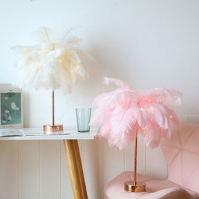 home & garden : Ostrich Nachtlampje - Excentrieke Lamp met Veren & Rosegouden Voet - Roze in van Pantino