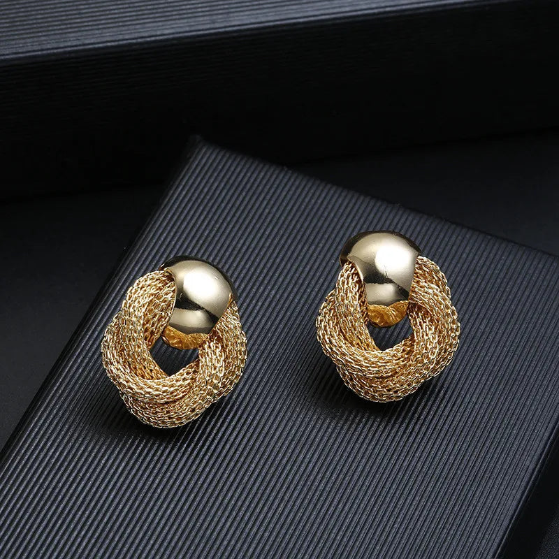 Earrings : Oorbellen Goud - Vintage Gedraaide - Elegante Feestjuwelen in Goud van Pantino