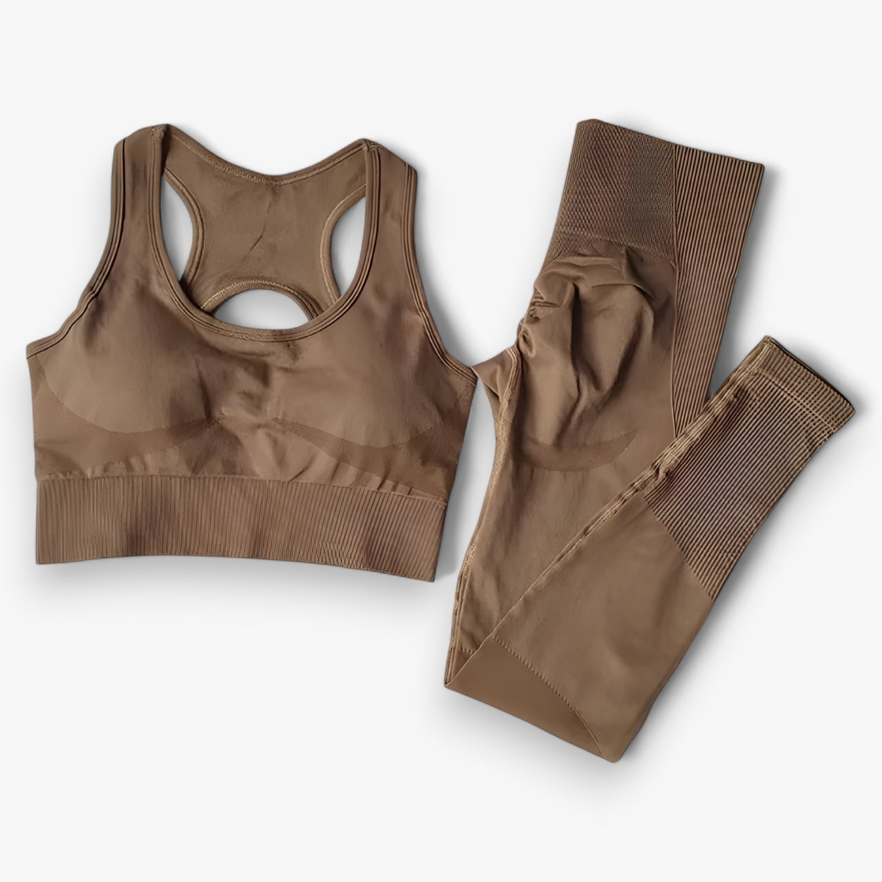 Two-Piece Sportswear Set : Set Sportkleding - Vertrouwen & Comfort Tijdens het Sporten - Zwart in Bruin van Pantino