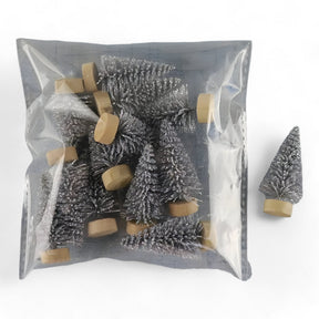 home & garden : Mini Kerstbomen - Leuk en Feestelijk DIY Decor voor Huis en Kantoor - Beige in Zilver zak van 12PCS van Pantino