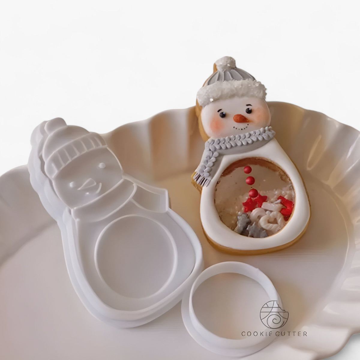 home & garden : Kerstkoekjesvormers en Stempels - Gemakkelijk en Creatief Feestelijk Bakken in Sneeuwpop van Pantino