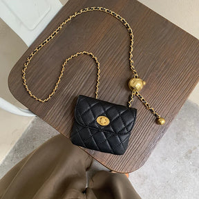 bags : Crossbody Tas Dames Zwart - Clea Gewatteerde Mini- met Kettingriem in van Pantino