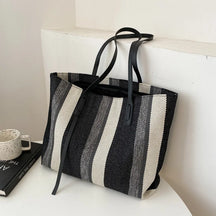 bags : Gestreepte Shopper Dames - Trendy Must-Have Shopper - Canvas in Black van Pantino