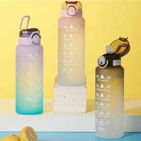 other : Motivatie Waterfles - Met Deze Fles Haal Je Altijd Je Drinkdoel - Donkerblauw in van Pantino