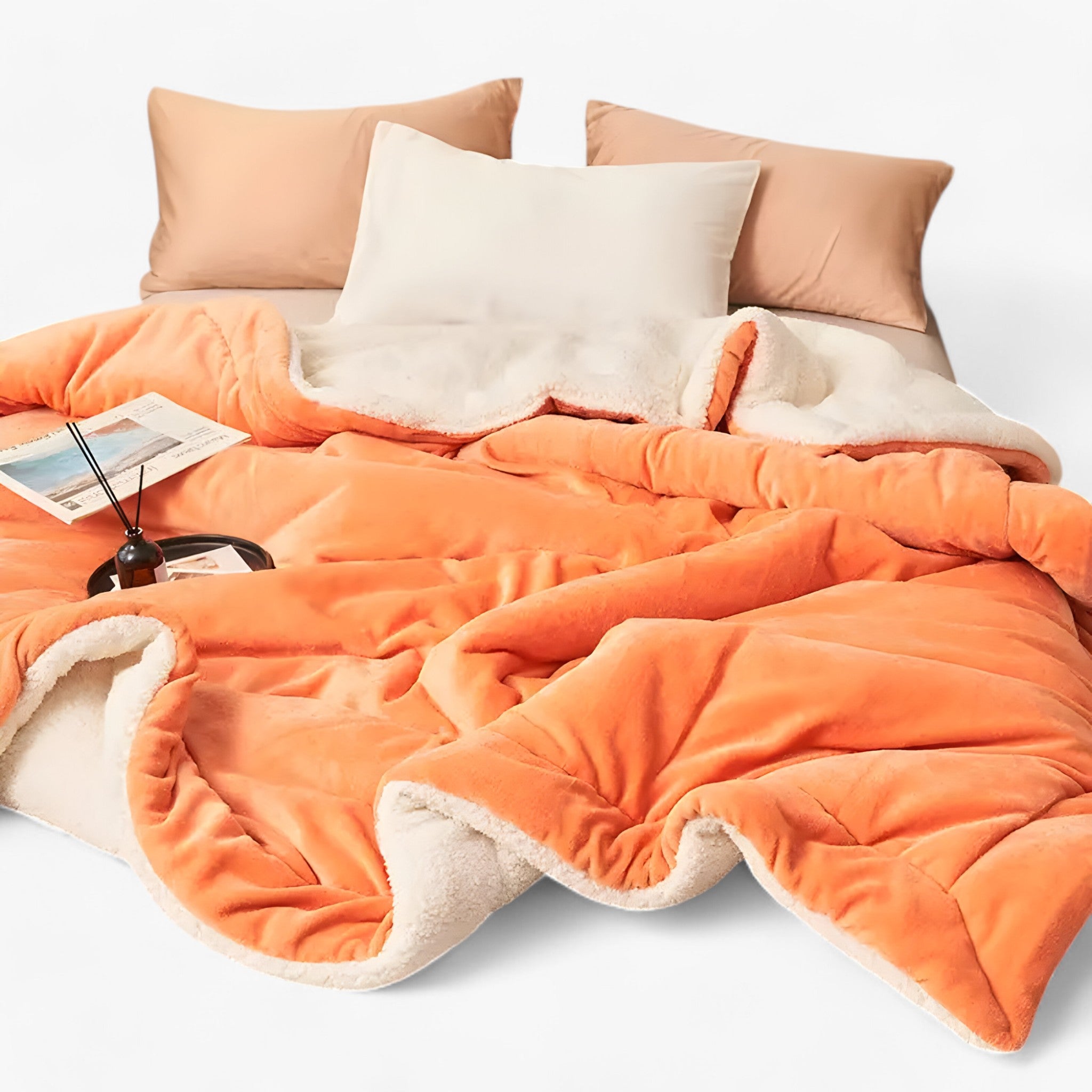 home & garden : Dubbele Laag Schapenvacht Deken - Warme Luxe voor Bed & Bank - Donkergrijs in oranje van Pantino