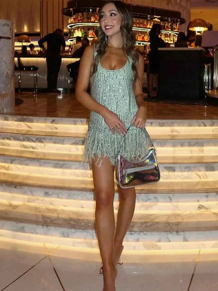 Dress : Eshna | Glamoureuze mini-feestjurk in van Pantinoshop
