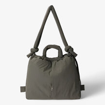 bags : Handtas Roze Puffer - Trendy Dames Schoudertas van Nylon in Grijs van Pantino