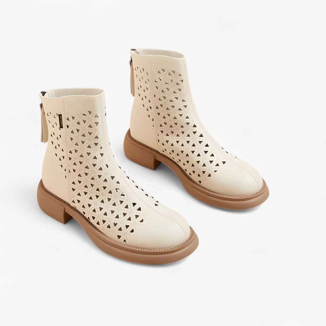 Shoes : Zomerlaarzen met geperforeerd platform en ritssluiting aan de achterkant in van Pantinoshop