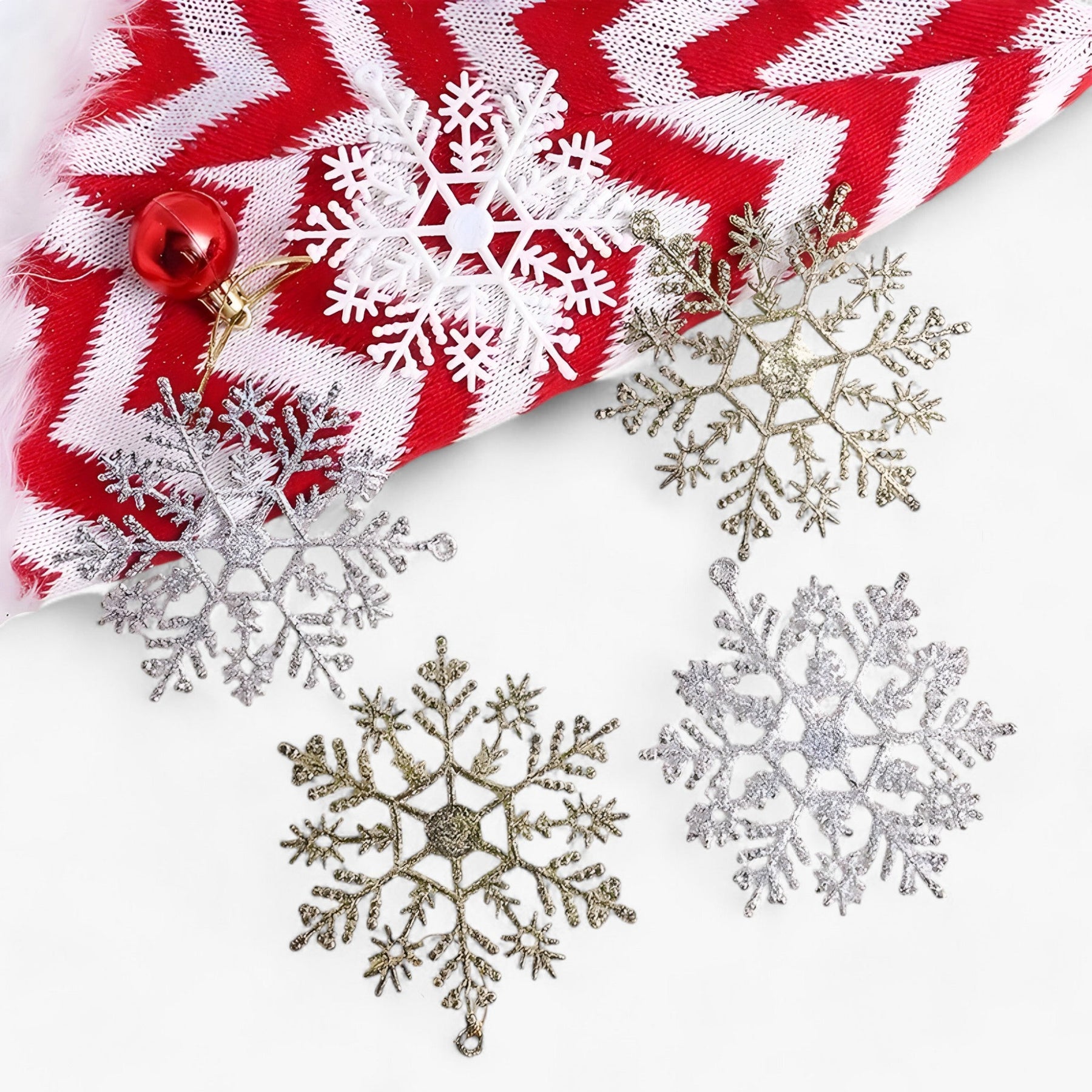 home & garden : Pendentif Sneeuwvlok - Voeg een Sprankelende Touch Toe aan Uw Kerstboom - Goud in van Pantino