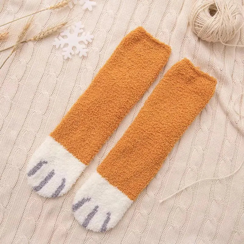 Socks : ComfyPaw - Laat Je Voeten Genieten van Ultiem Comfort - Gevlekt Zwart in Licht bruin van Pantino