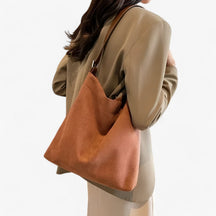 bags : Klassieke Handtassen van Suede Dames - Tijdloos Ontwerp en Comfort - Kastanjebruin in koffie van Pantino