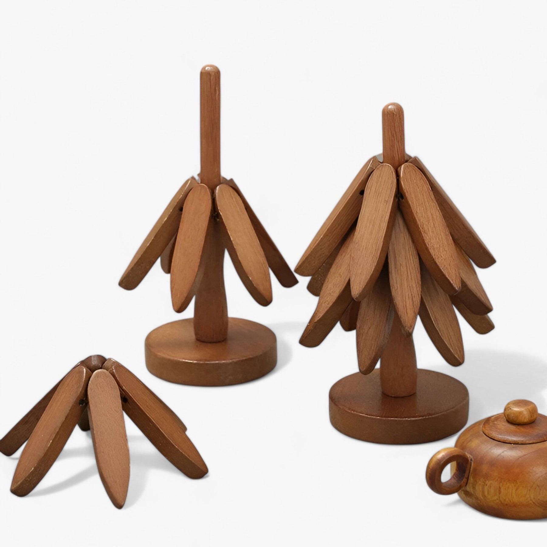 home & garden : Houten Onderzetters Bescherm Je Tafel in Stijl - Donkerbruin in van Pantino