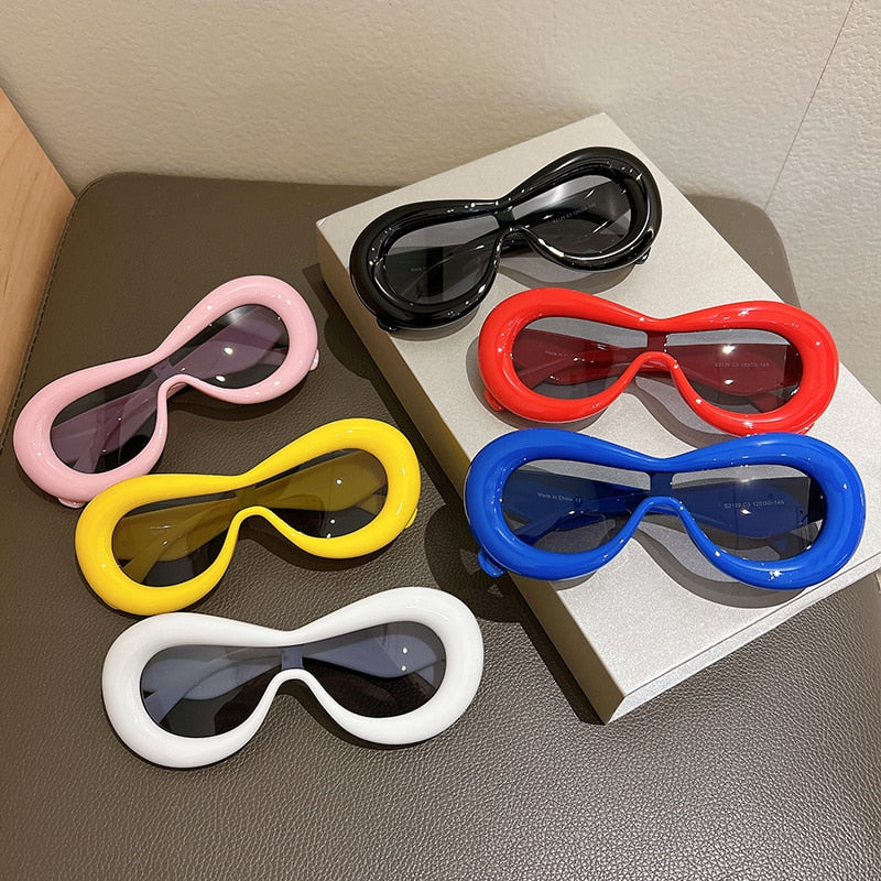 Sunglasses : Zonnebril Wit - Futuristisch Ovaal Slank Ontwerp - Kunststof in van Pantino