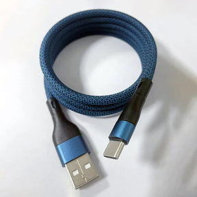 gadgets : Magnetische USB-C Kabel - Kabelrommel Vrij Flexibel - Nylon in Blauwe kabel met USB en USB-C 1m van Pantino