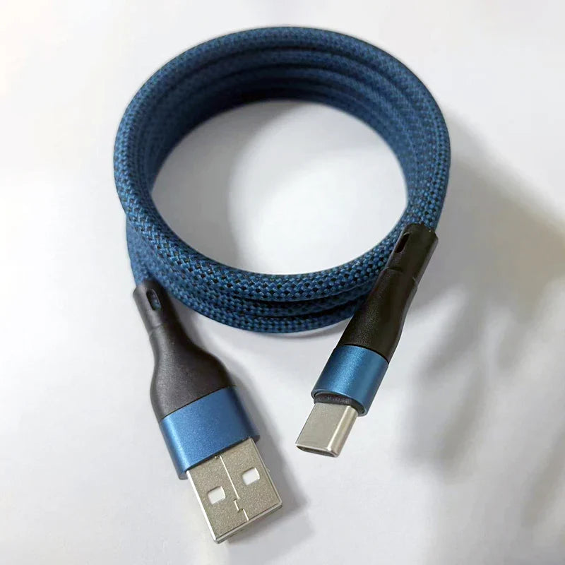 gadgets : Magnetische USB-C Kabel - Kabelrommel Vrij Flexibel - Nylon in Blauwe kabel met USB en USB-C 1m van Pantino