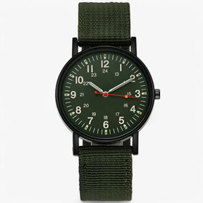 watches : Horloge Zwart - Nylon Sport Militair in militair groen van Pantino