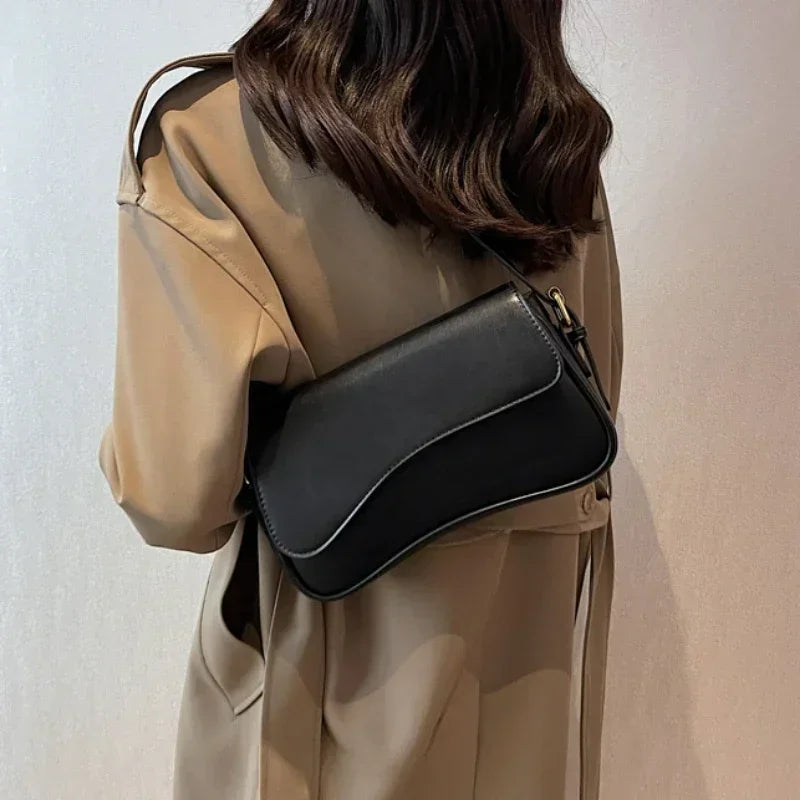 bags : Schoudertas Dames - Subtiele Elegantie Dagelijks Gebruik - Synthetisch Leer in van Pantino