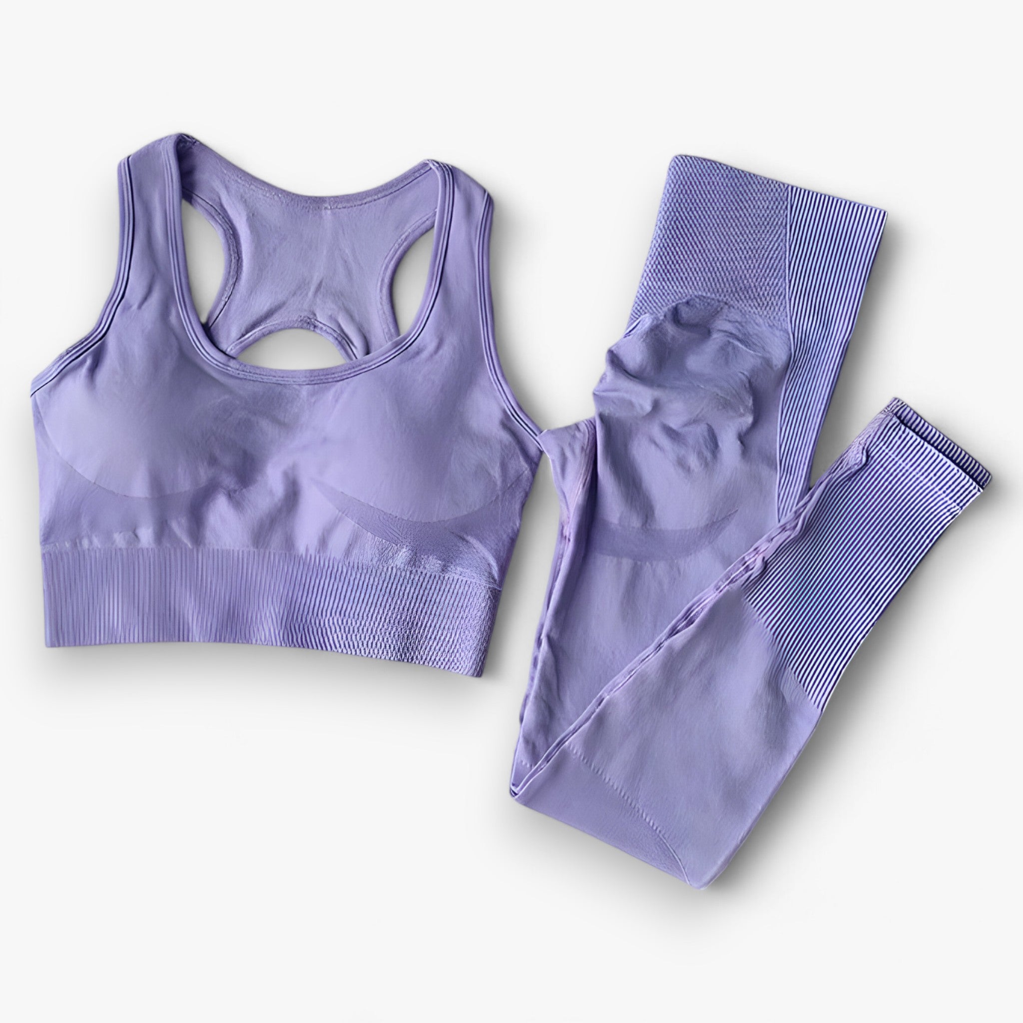 Two-Piece Sportswear Set : Set Sportkleding - Vertrouwen & Comfort Tijdens het Sporten - Zwart in Paars van Pantino