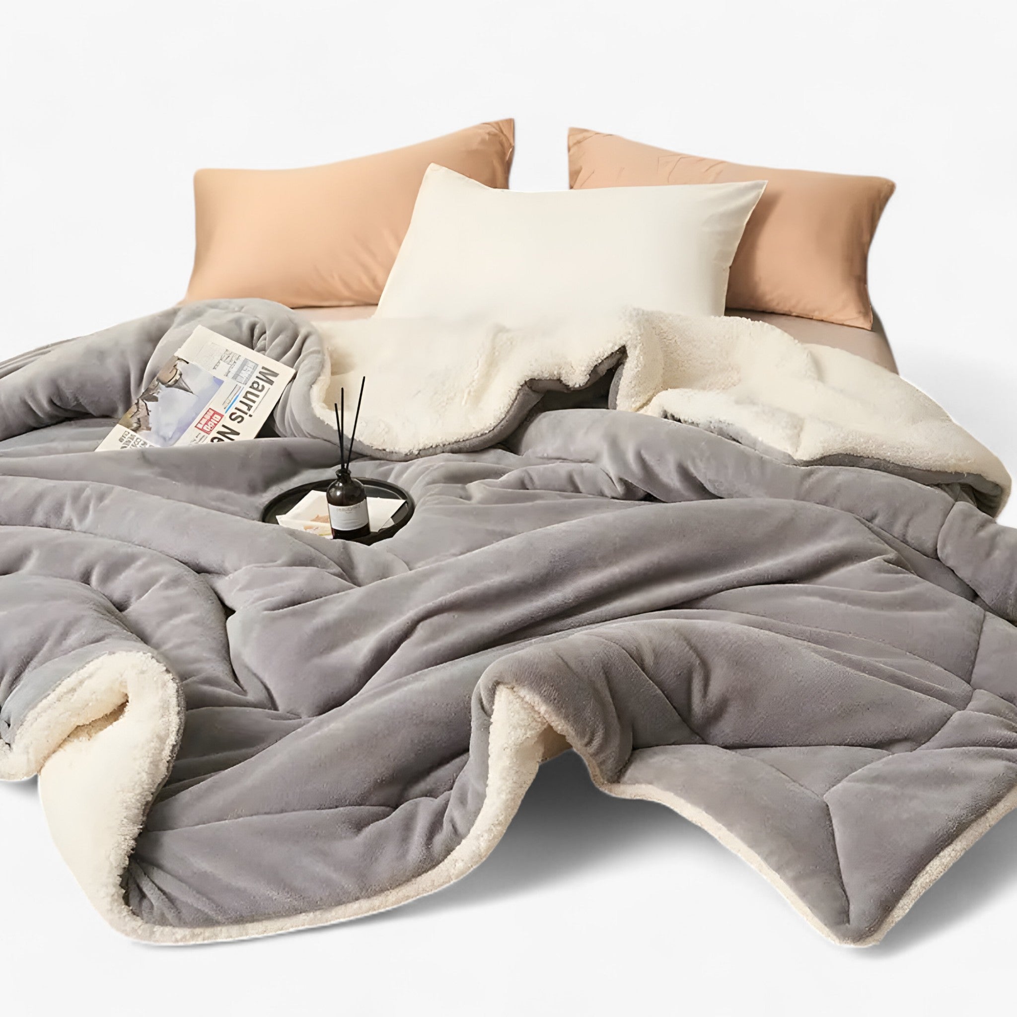 home & garden : Dubbele Laag Schapenvacht Deken - Warme Luxe voor Bed & Bank - Donkergrijs in lichtgrijs van Pantino