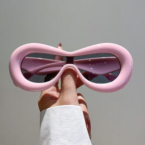 Sunglasses : Zonnebril Wit - Futuristisch Ovaal Slank Ontwerp - Kunststof in Rosa van Pantino