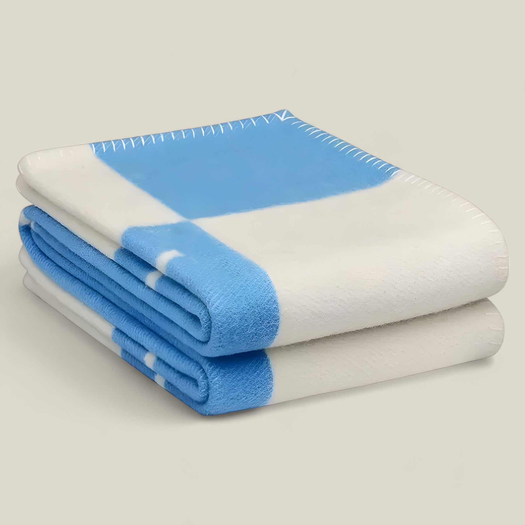 home & garden : Cashmere Deken - Luxe Winterwarmte - Zwart in Marineblauw Streep 130x180cm van Pantino