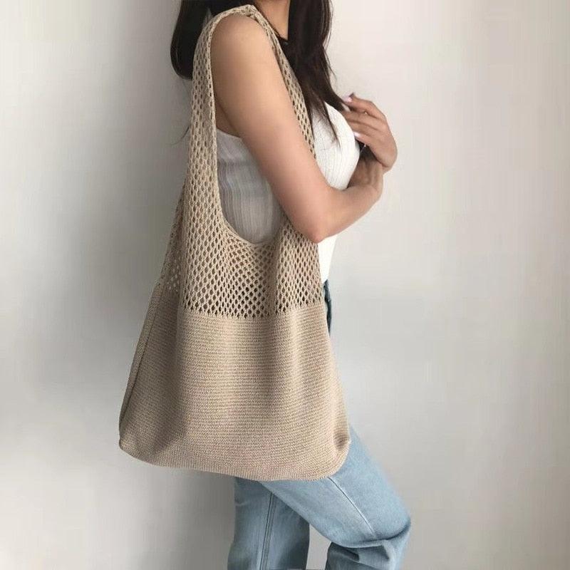Dress : Zomer Schoudertas - Groen in Khaki van Pantino