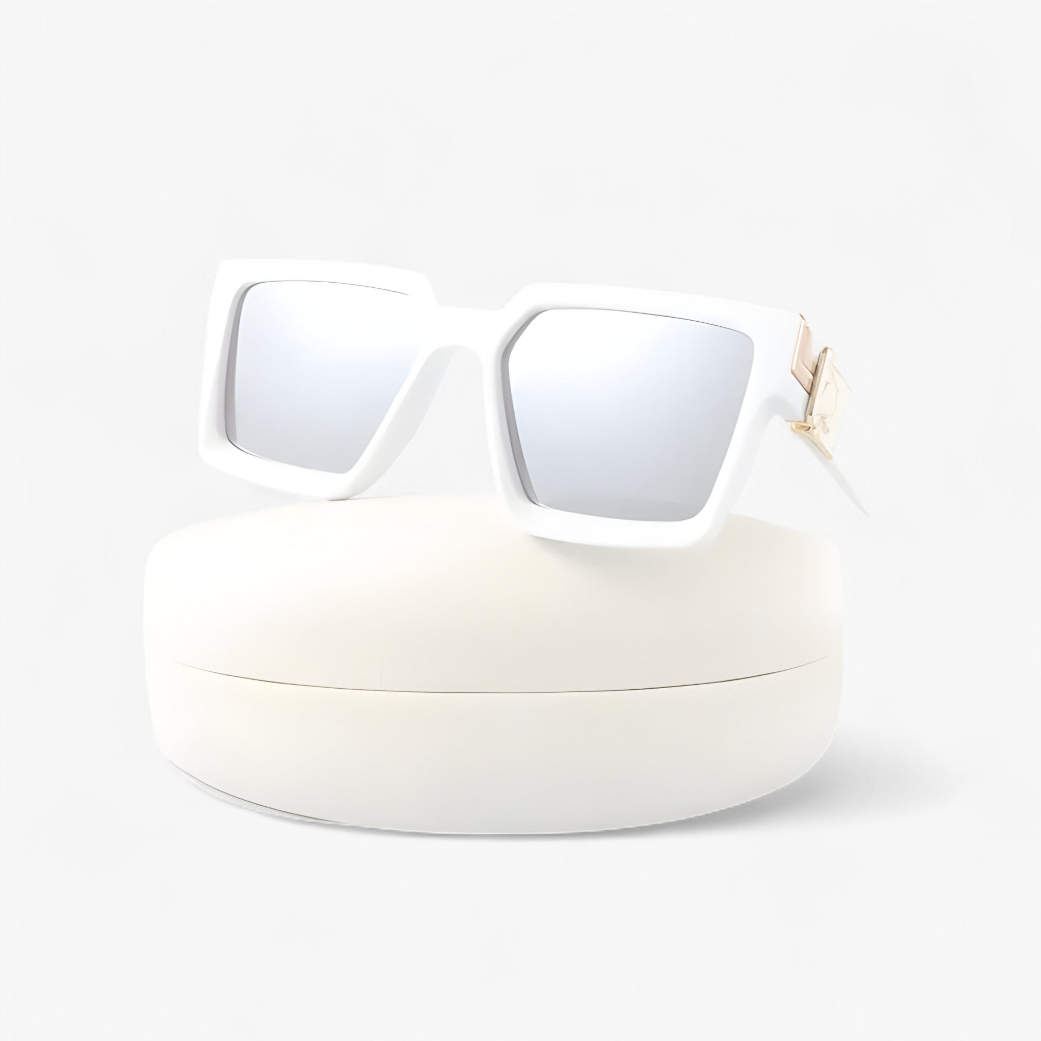Sunglasses : Vintage Vierkante Zonnebril voor Heren - Wit Zilver in Wit Grijs geen doosje van Pantino