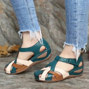 Sandals : Luxe Comfort Zijden Sandalen Dames - Elegante Sandalen voor Verfijnde Stijl en Gemak - Bourgondischrood in van Pantino