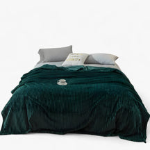 home & garden : Groene Fleece Deken - Zacht en Gezellig voor Kinderen en Tieners in Groen van Pantino