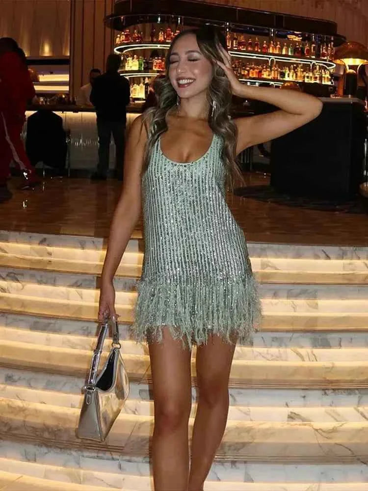 Dress : Eshna | Glamoureuze mini-feestjurk in van Pantinoshop