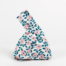 Dress : Luxe Paarse Leren Handtas voor Dames - Elegant & Ruim in Roze bloemen van Pantino