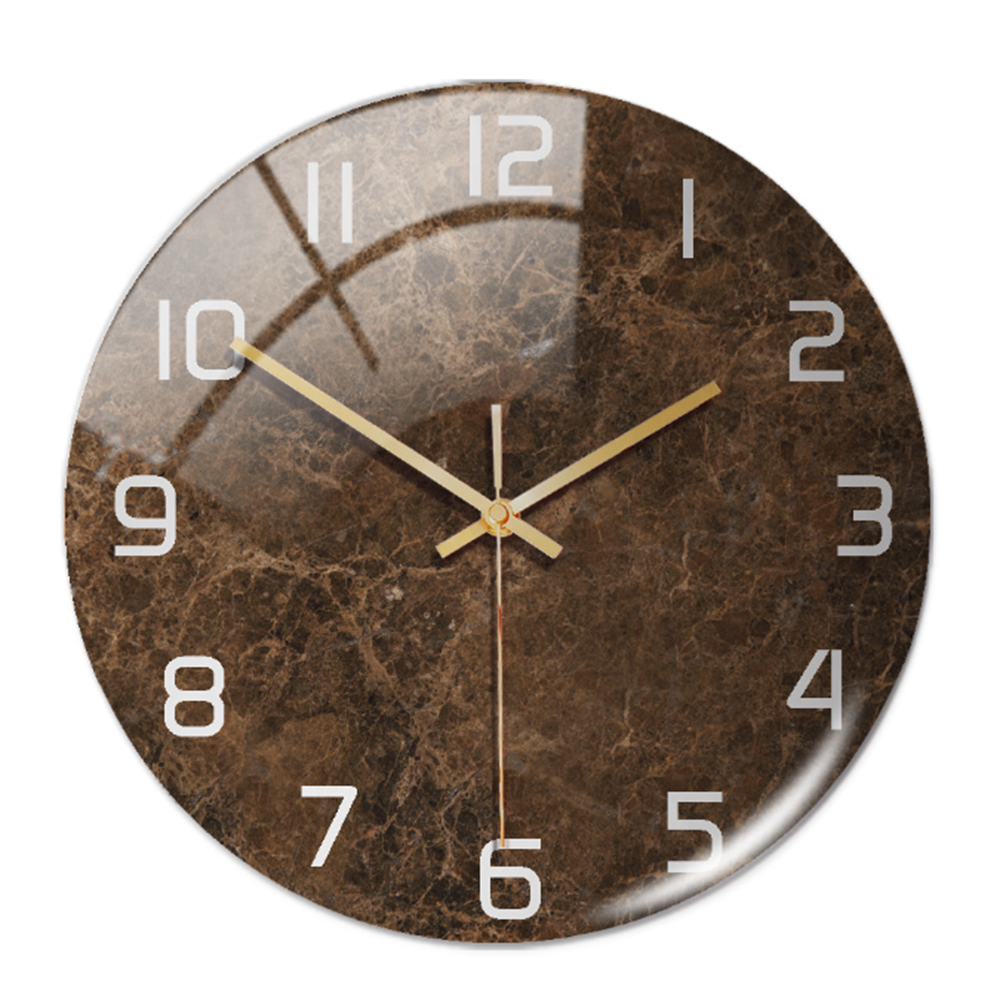 home & garden : Timeless Marble Klok Groen in Bruin van Pantino