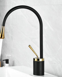 home & garden : Wastafelkraan Druppel Stijl Badkamer Draaibare Waterval Kranen - Goud Geborsteld Kort in Zwartgoud kort van Pantino