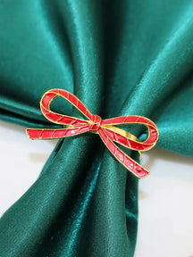home & garden : 6 Kerstservettenringen met Dennenappels - Perfect in W van Pantino