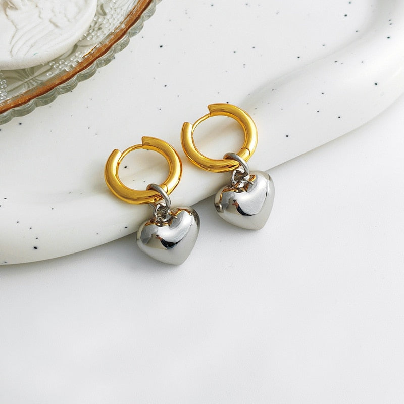 Earrings : Creolen Mit Herzanhänger - Goud in van Pantino