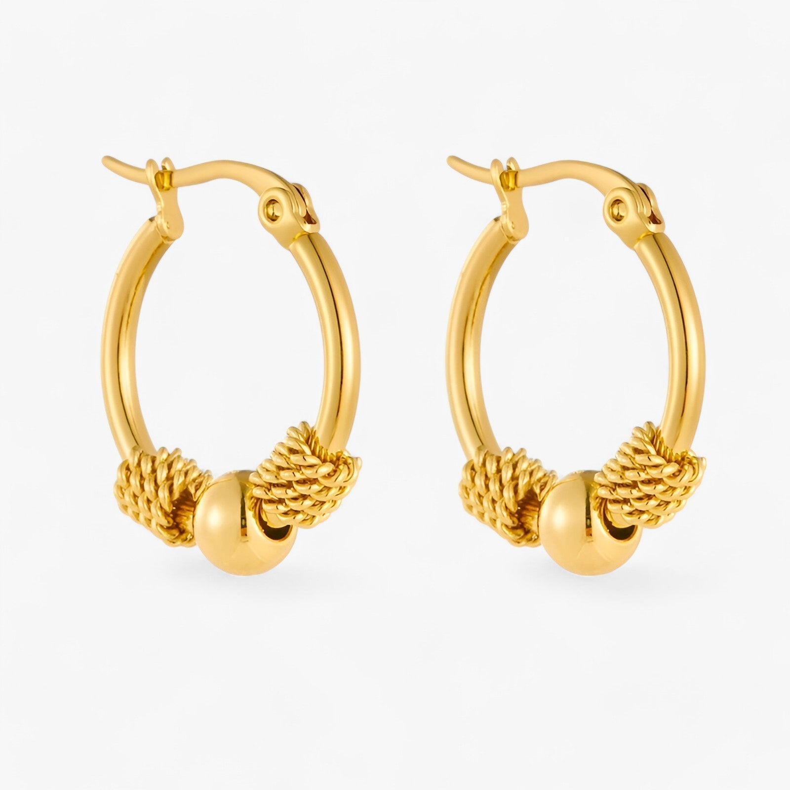 Earrings : Oorbellen Dames Goud - Gouden Geweven - Elegante en Duurzame Cadeau in van Pantino