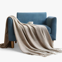 home & garden : Nordic Gebreide Deken - Stijlvol en Gezellig Comfort - Grijs in Khaki van Pantino